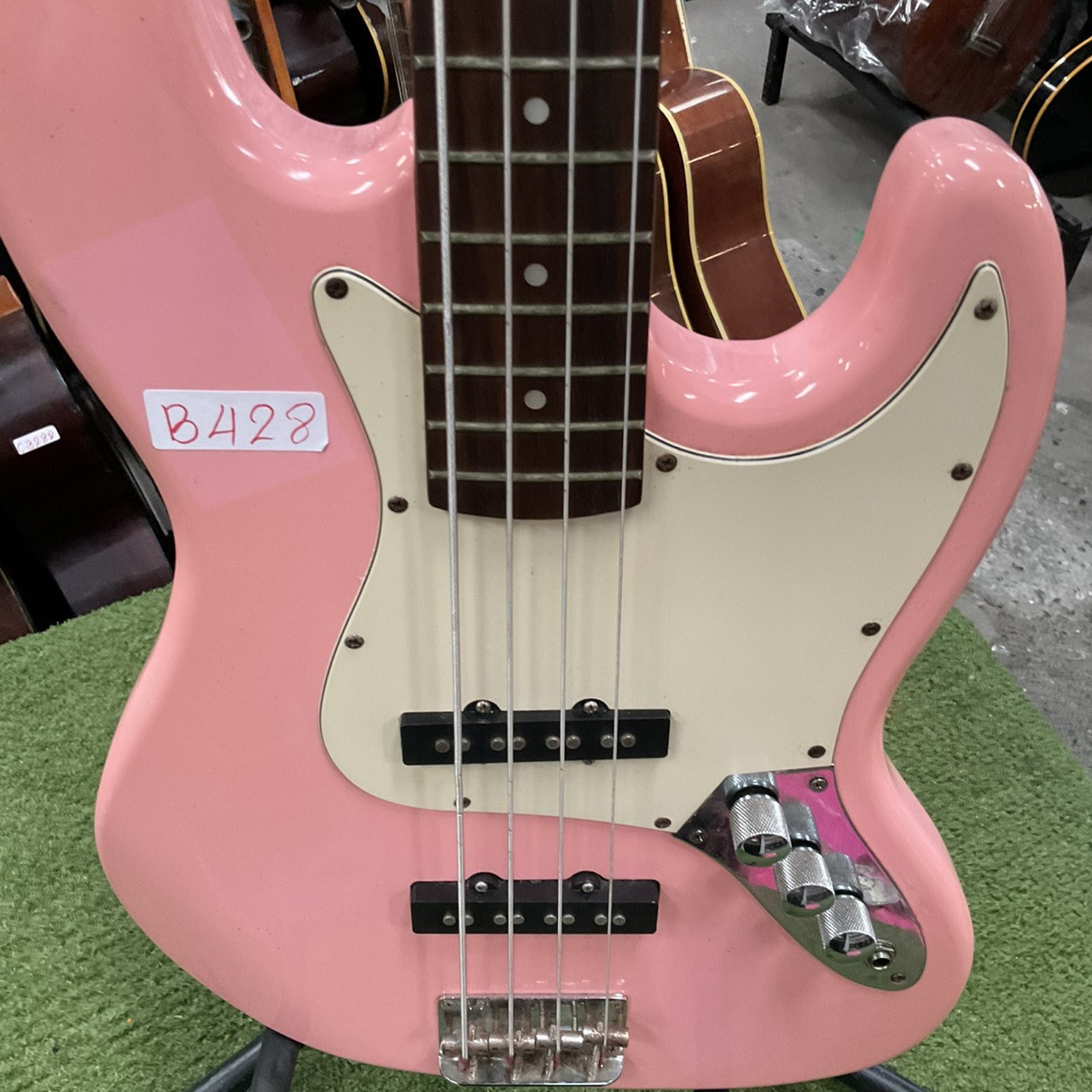 กีต้าร์เบส PhotoGenic