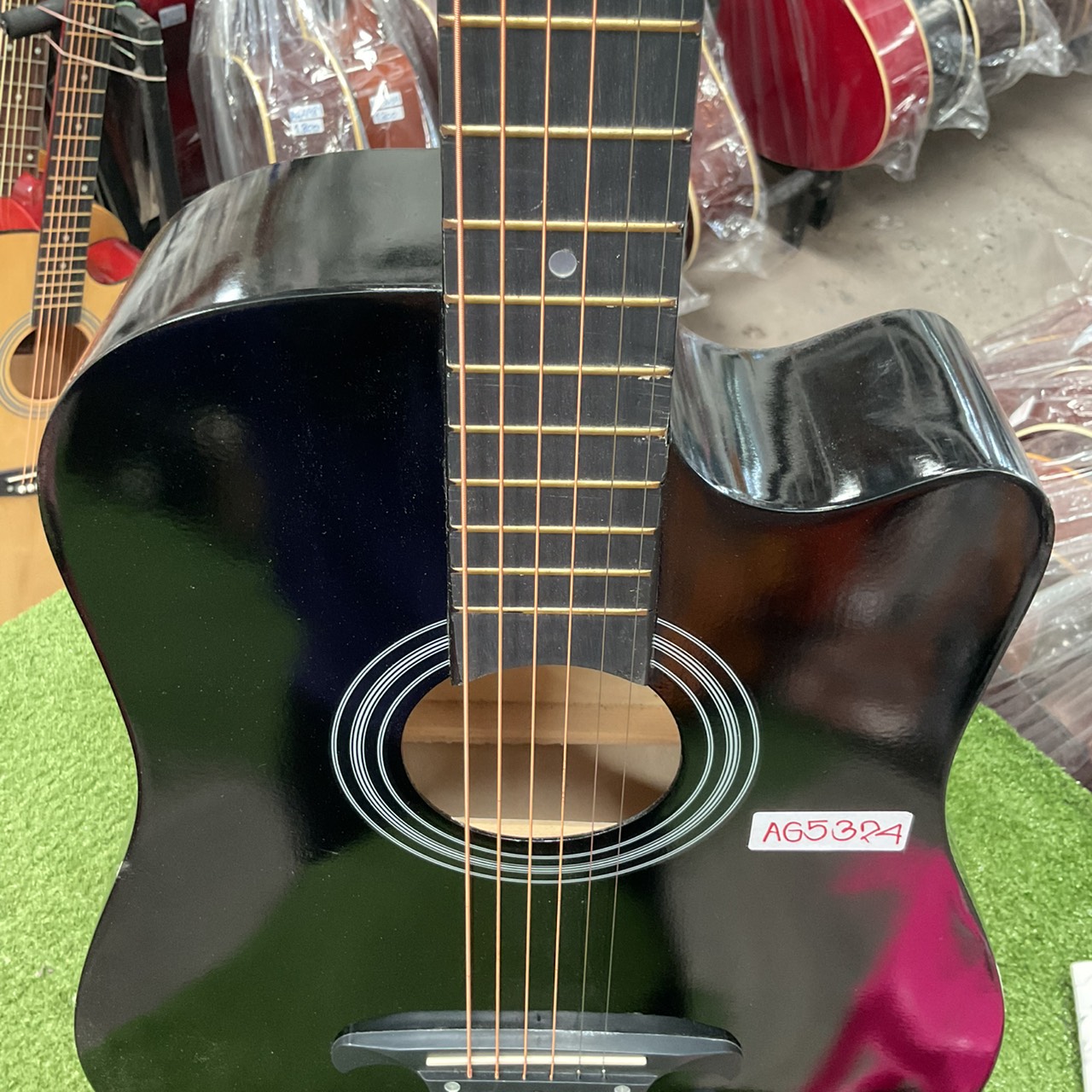 กีต้าร์โปร่ง Chelldee