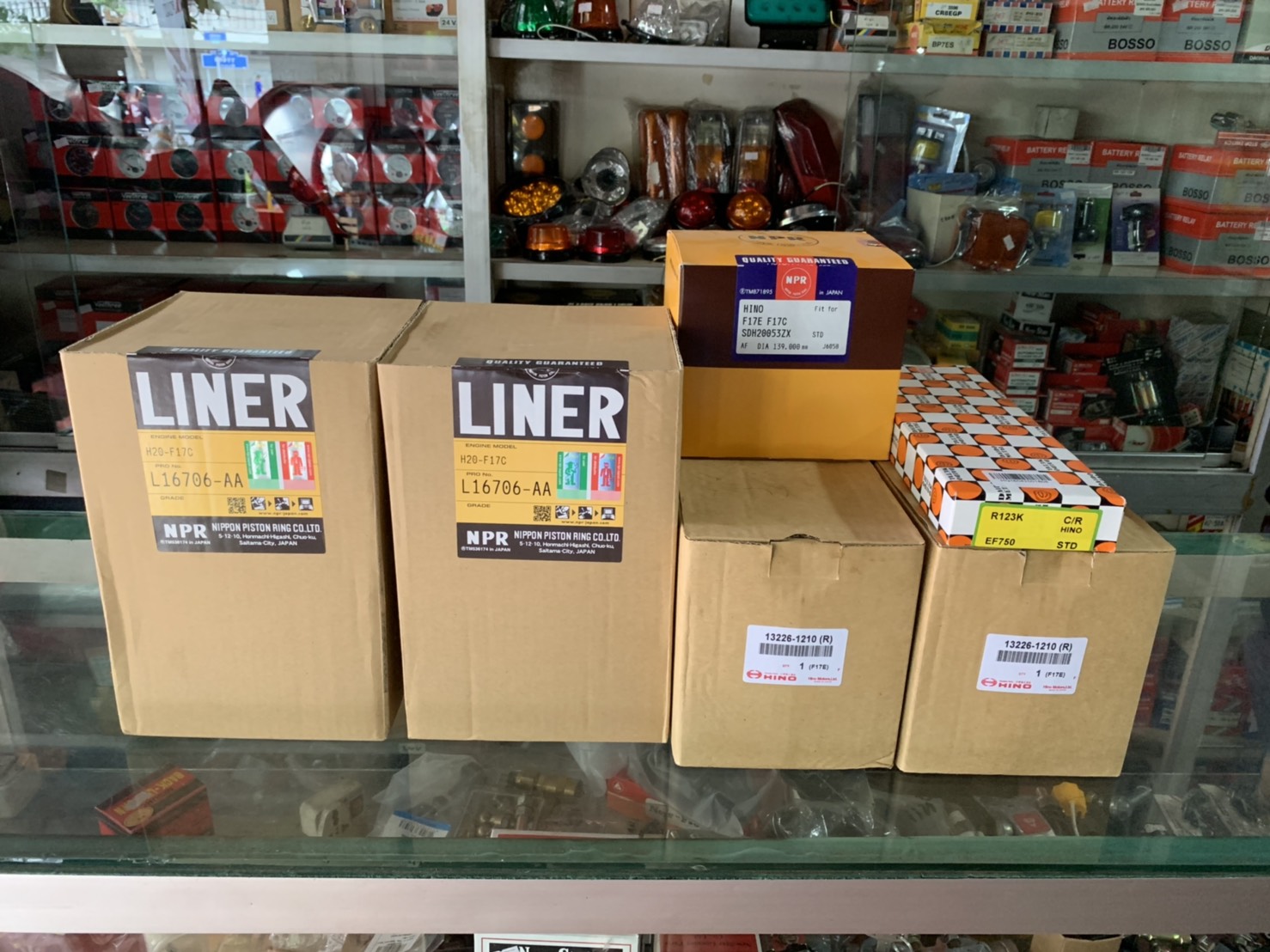 ชุดยกเครื่อง HINO F17E F17C EF750 8 สูบ