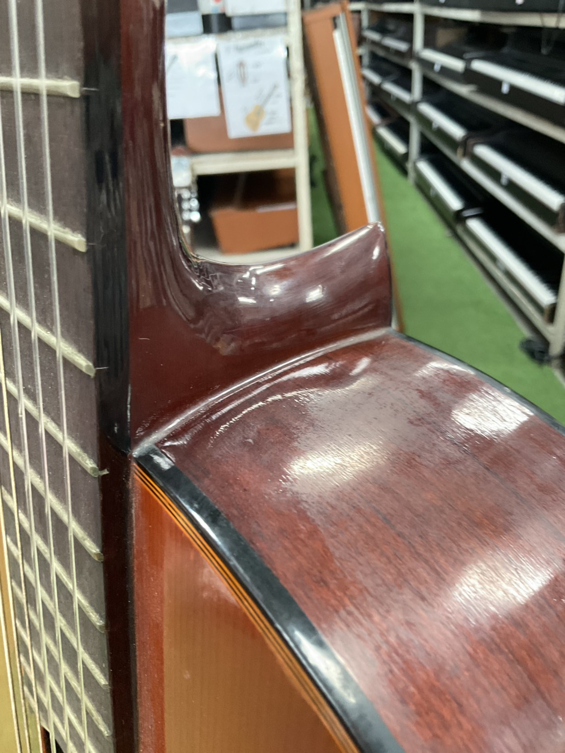 กีต้าร์คลาสสิค CLARK GUITAR : NO.10