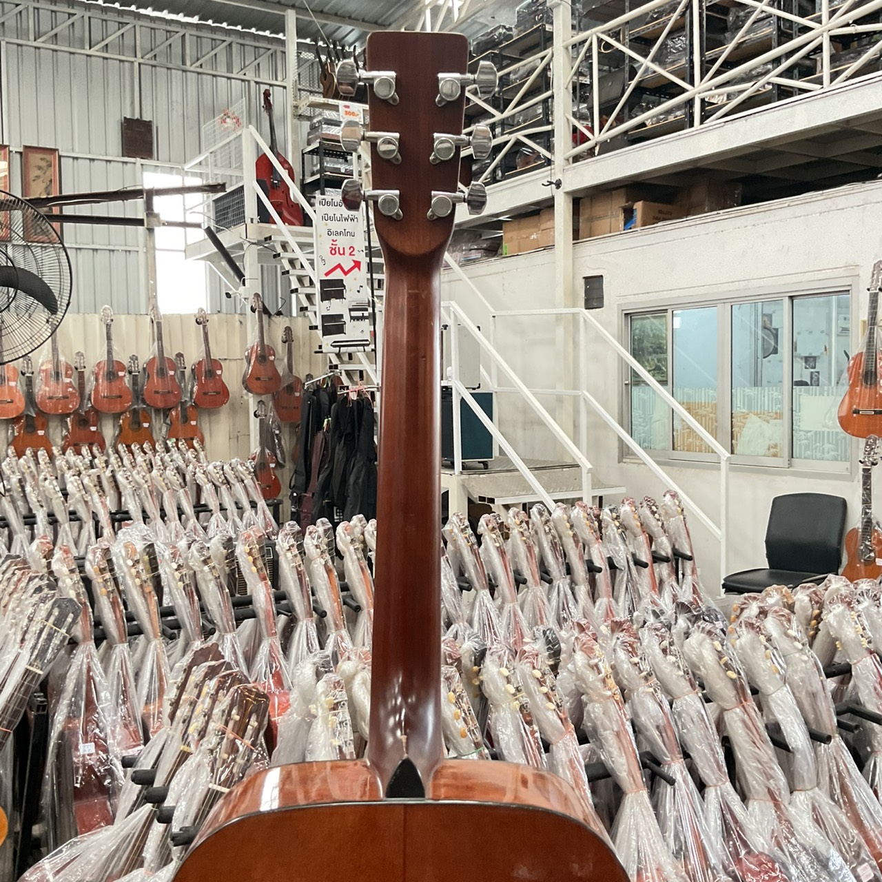 กีต้าร์โปร่ง Morris : MD-503