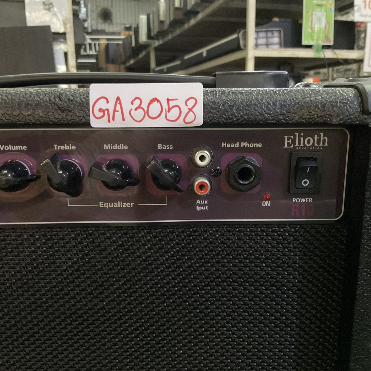 แอมป์กีต้าร์ Elioth : R10