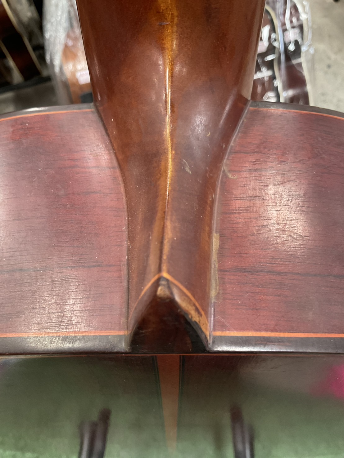 กีต้าร์คลาสสิค ยี่ห้อตามภาพ