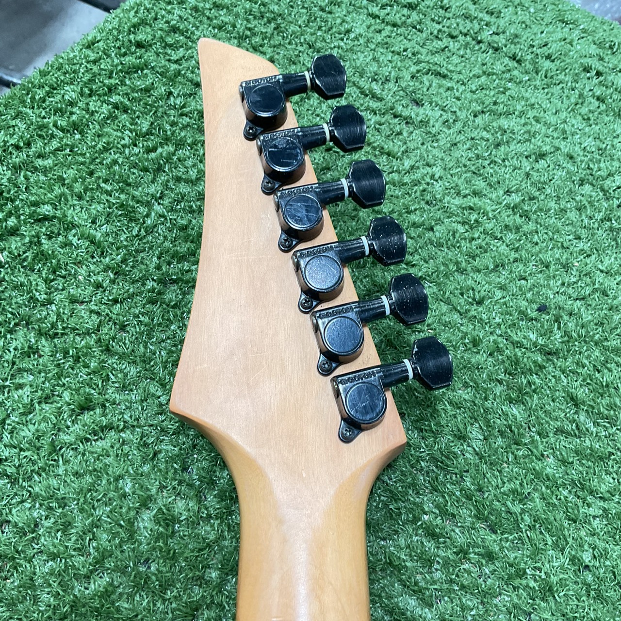 กีต้าร์ไฟฟ้า FERNANDES