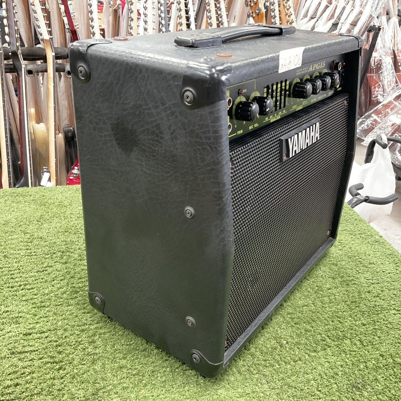 แอมป์กีต้าร์ YAMAHA : APG15