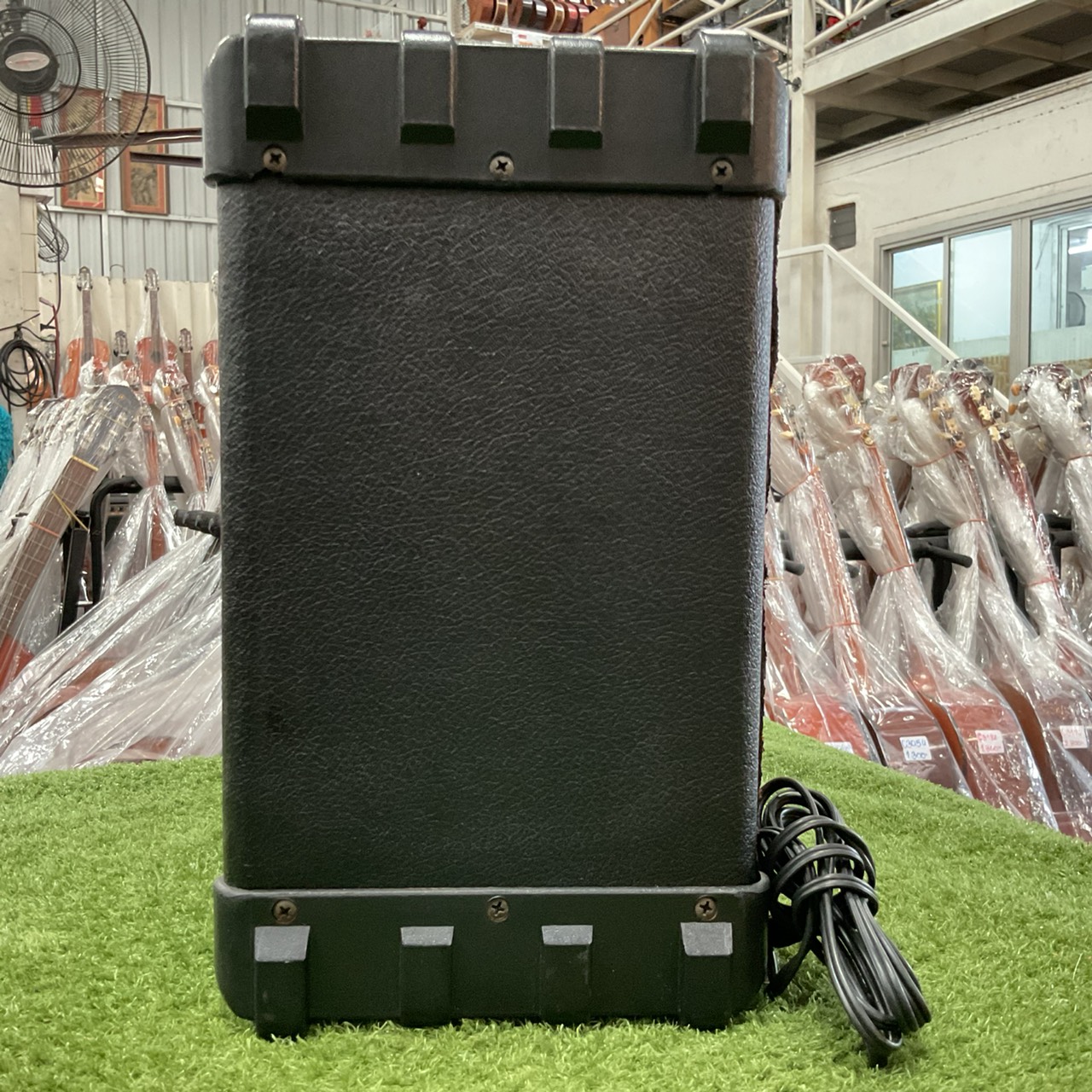 แอมป์กีต้าร์ Guyatone : MAX-20R