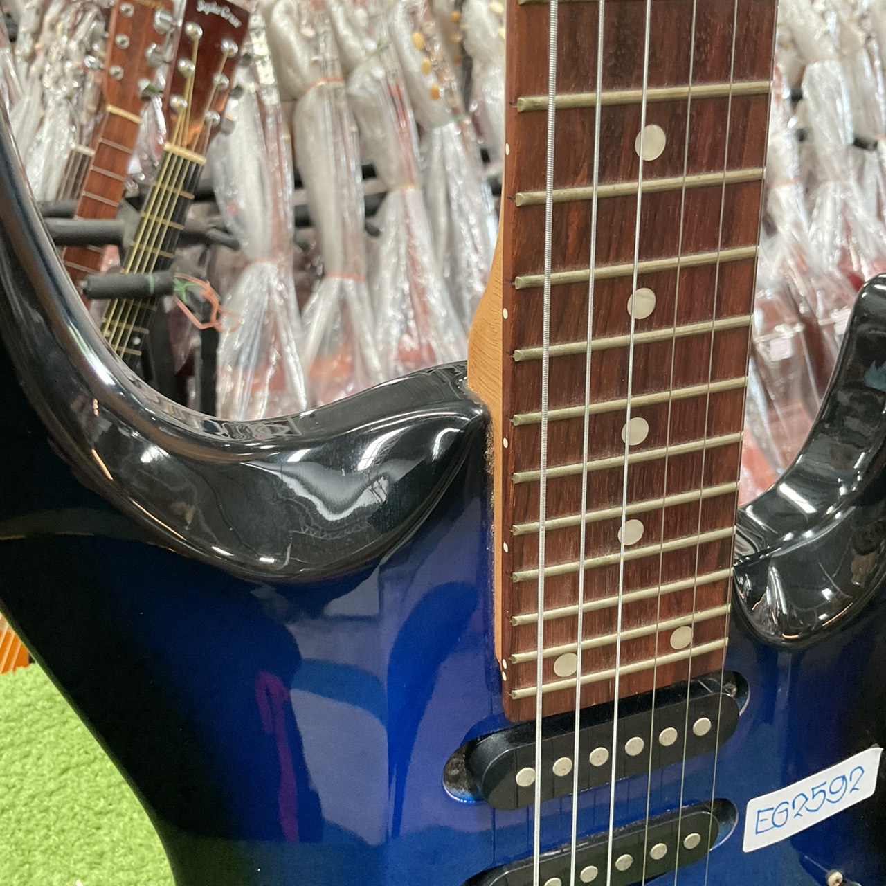 กีต้าร์ไฟฟ้า Aria Pro II : MA