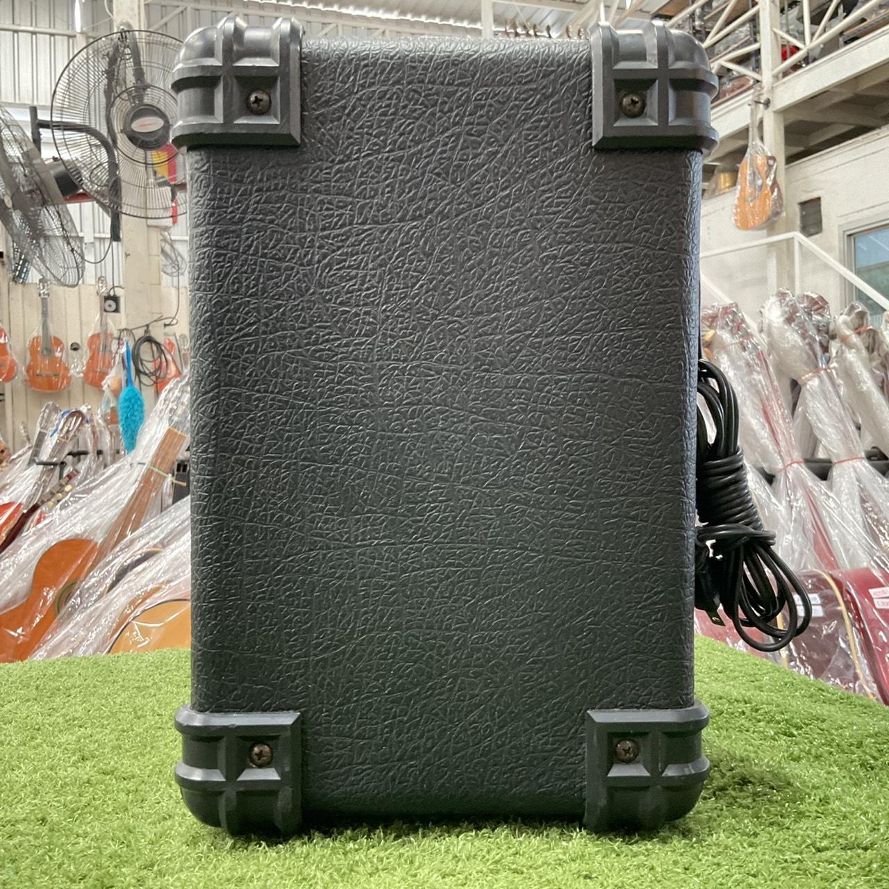 แอมป์กีต้าร์ Ibanez : IBZ3