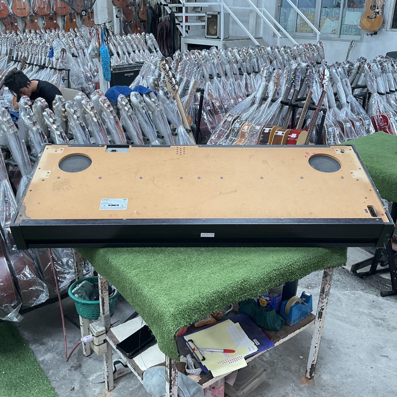 เปียโน YAMAHA : CLP-820 สินค้าไม่พร้อมใช้งาน (ต้องซ่อม)