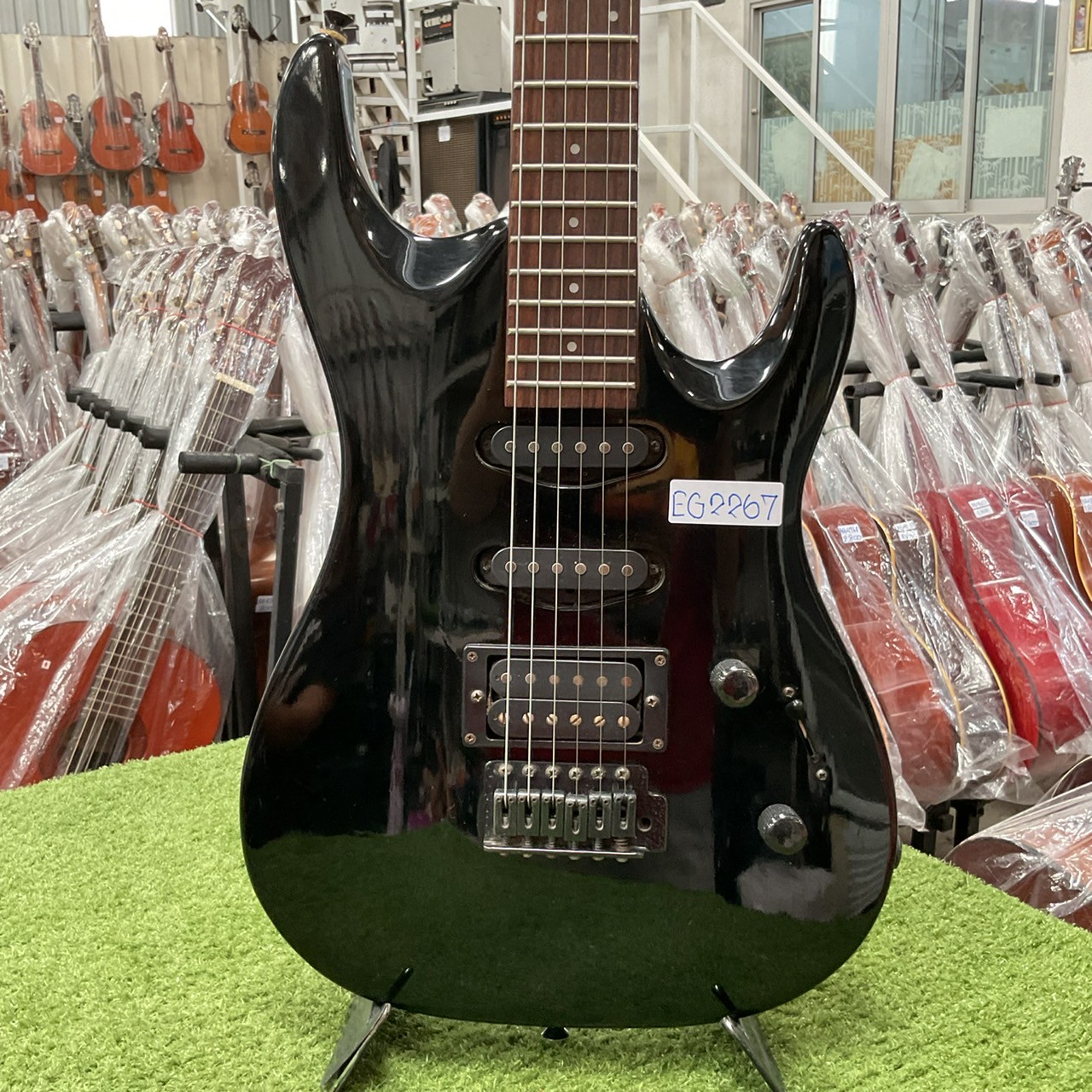กีต้าร์ไฟฟ้า Aria Pro II : MAGNA