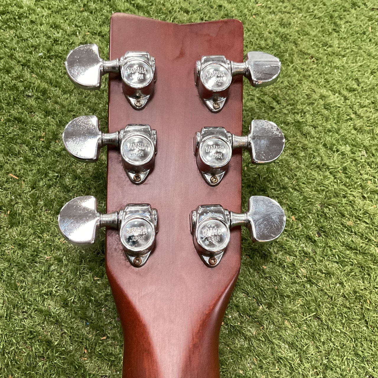 กีต้าร์โปร่ง YAMAHA : FG-252B