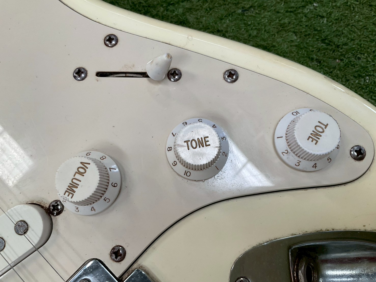 กีต้าร์ไฟฟ้า PhotoGenic