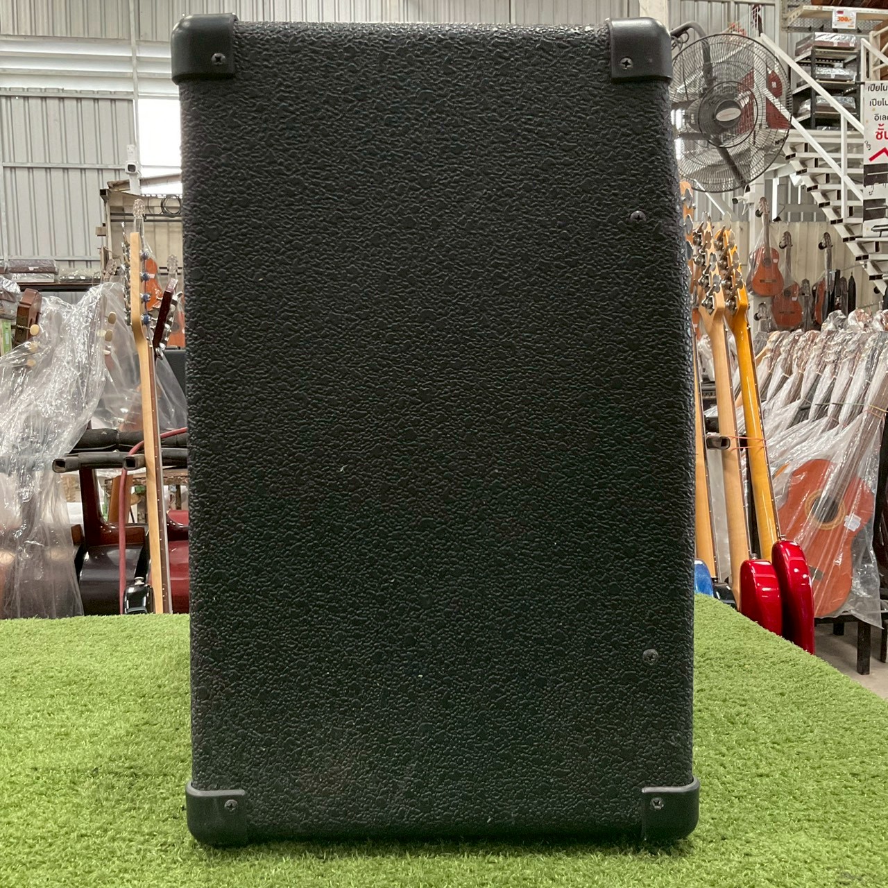 แอมป์กีต้าร์ Hughes & Kettner : Edition Blue 60-DFX