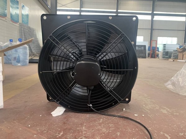 พัดลมโรงกัญชา ที่มีคุณภาพ จึงช่วยแก้ปัญหา การทำการโรงปลูกกัญชาที่สำคัญ พัดลมแปลงกัญชา มีให้เลือกหลายรุ่น จากโอเวอร์อินเตอร์เทรด