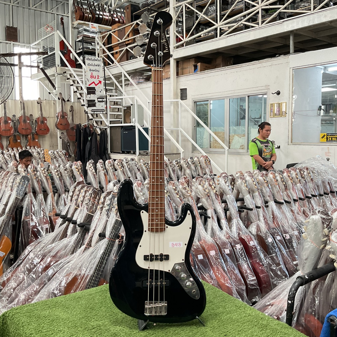 กีต้าร์เบส PhotoGenic