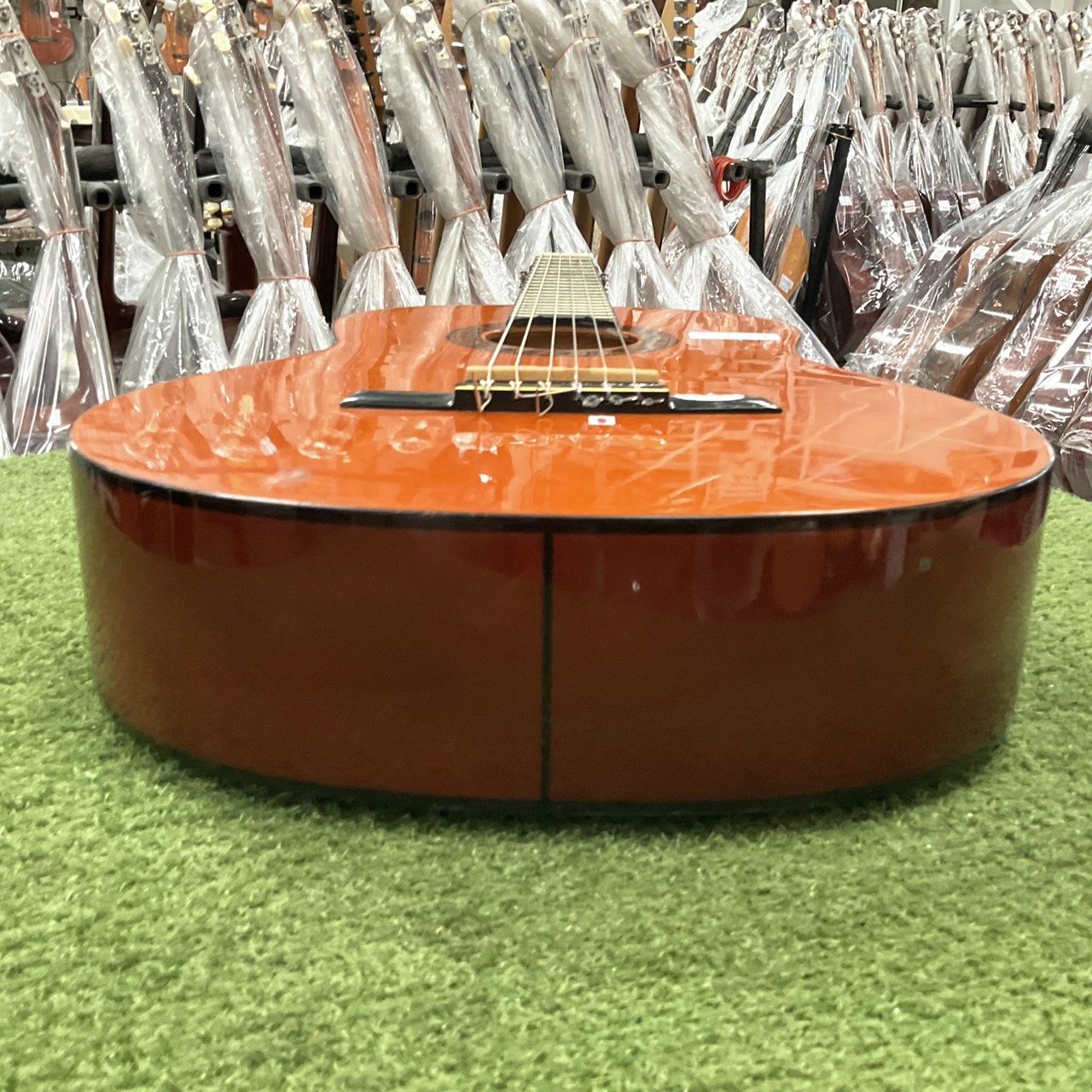 กีต้าร์คลาสสิค Valencia : CG-170