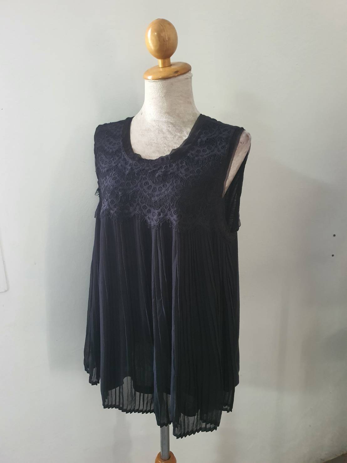 FF06462 เสื้อผ้ามือสอง สีดำ ชีฟอง ann taylor loft อก 42 นิ้ว