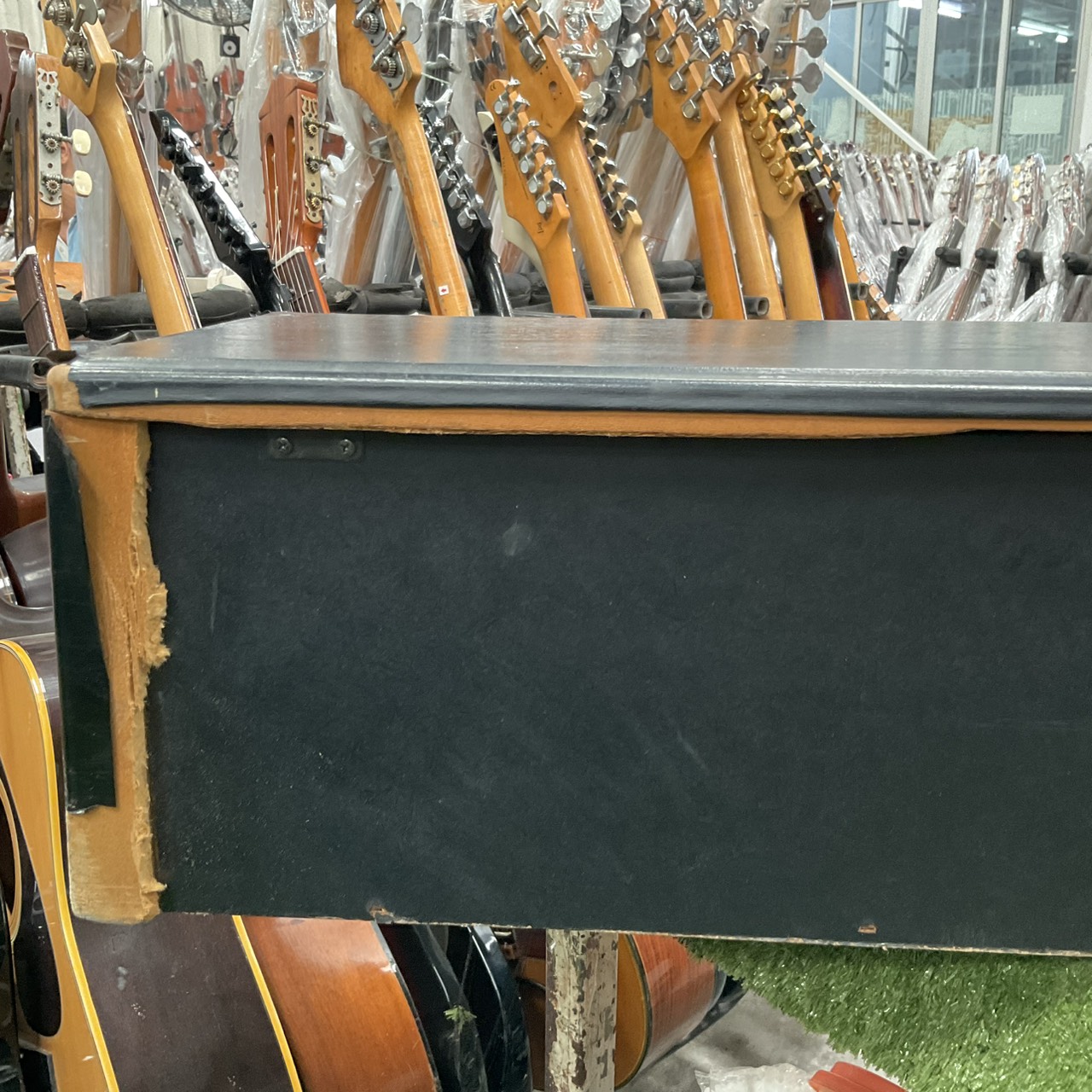 เปียโน KORG : C-2000 สินค้าไม่พร้อมใช้งาน (ต้องซ่อม)