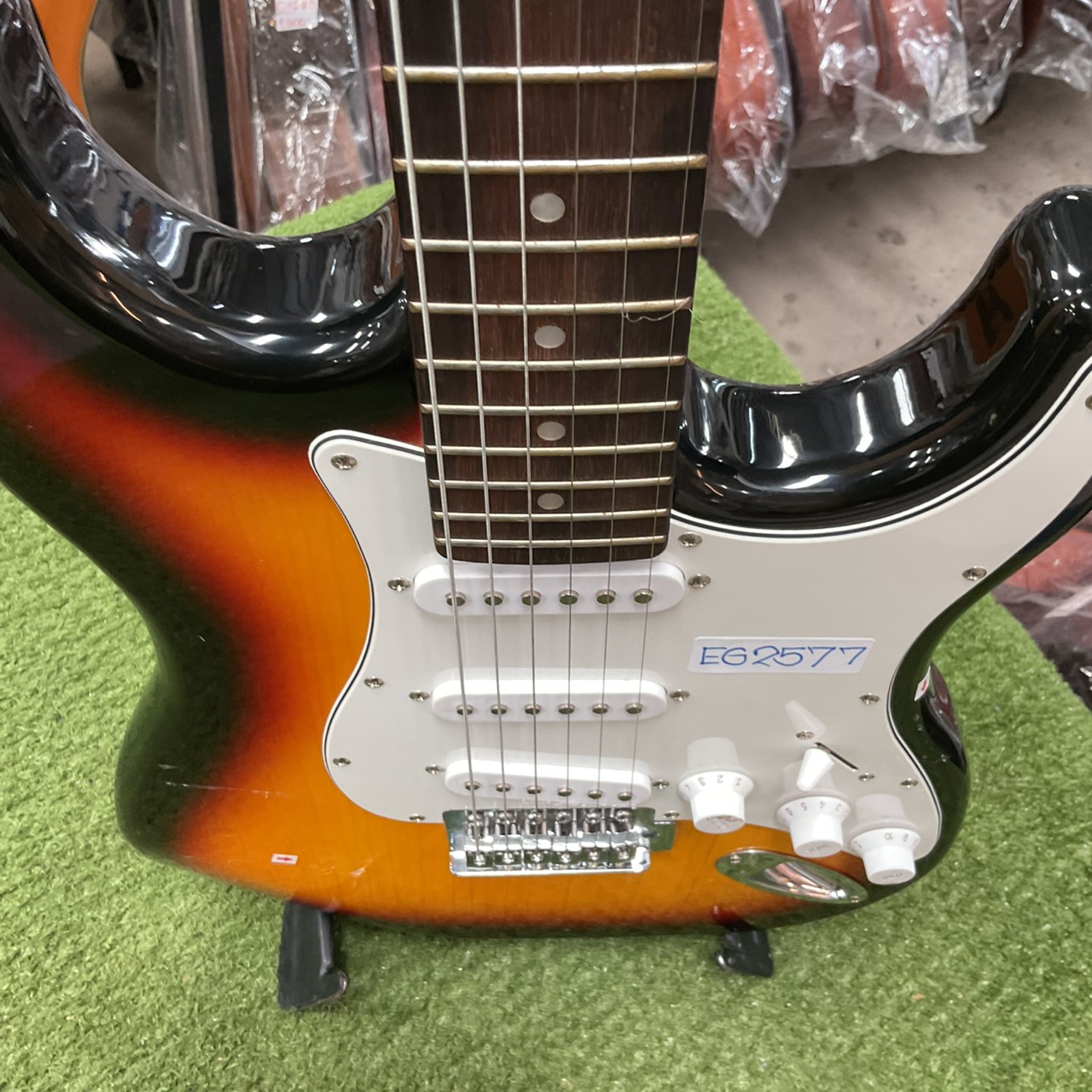 กีต้าร์ไฟฟ้า Vanguard