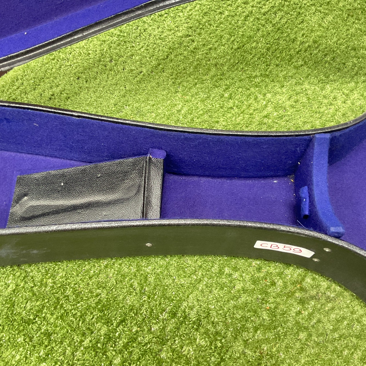 กล่องเคสกีต้าร์คลาสสิค