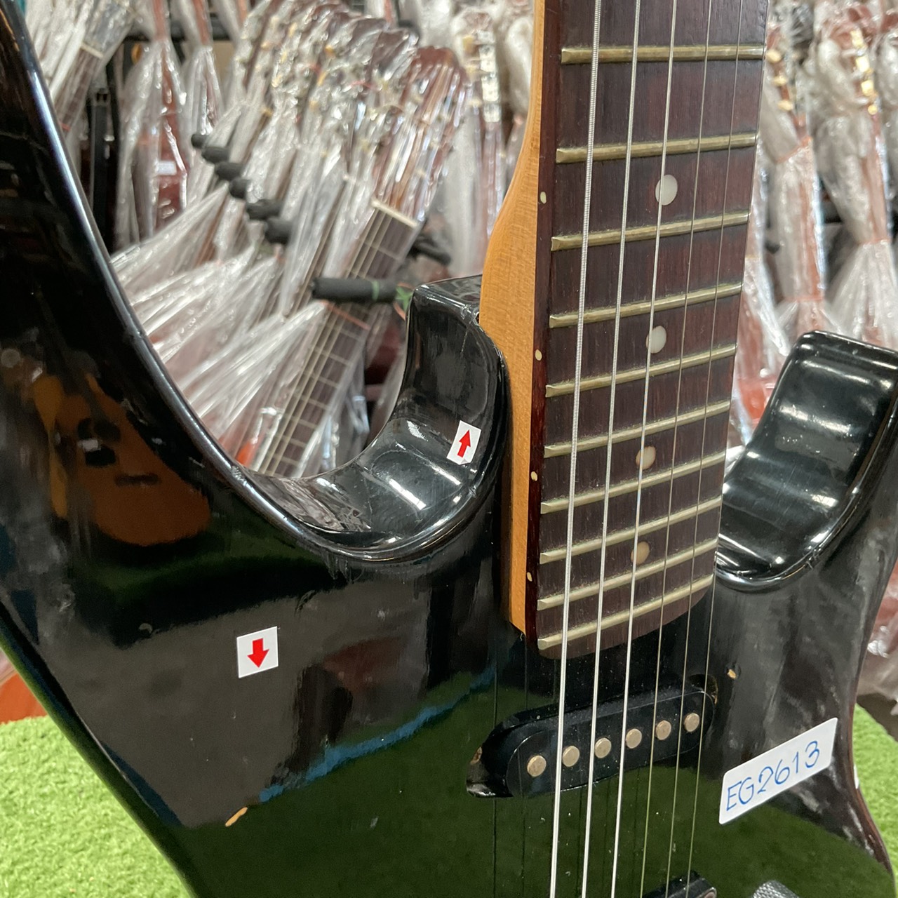 กีต้าร์ไฟฟ้า No Brand