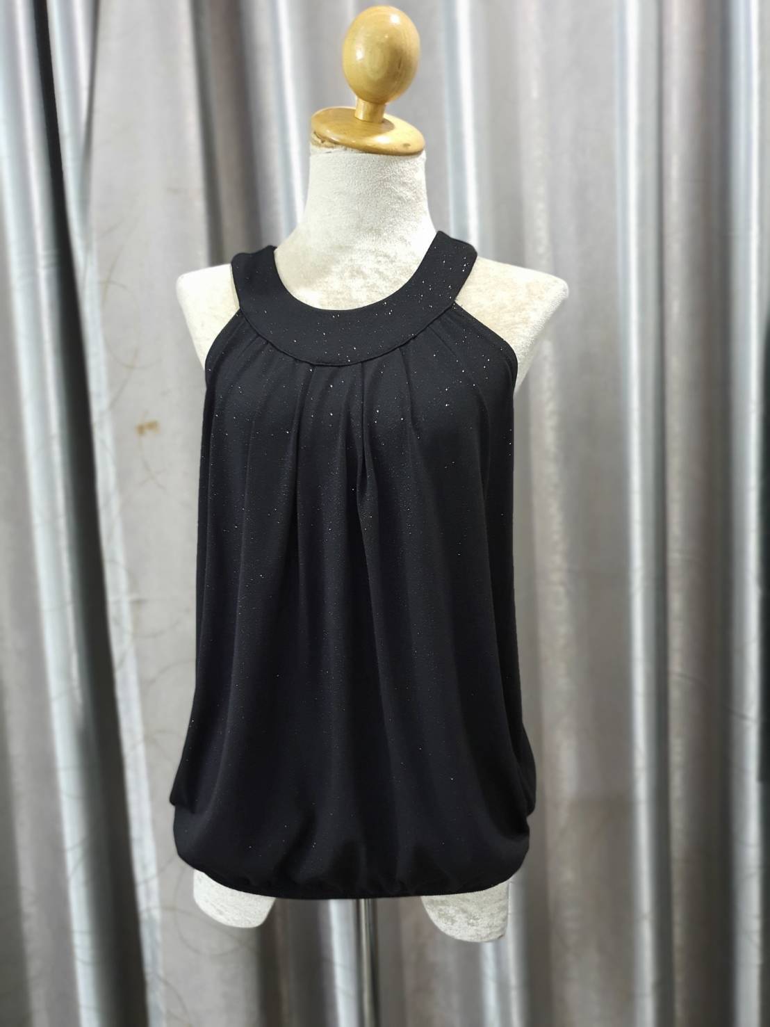 FF02368 เสื้อแฟชั่น แขนกุด สีดำิวิ้งๆ มือสอง อก free-38 นิ้ว