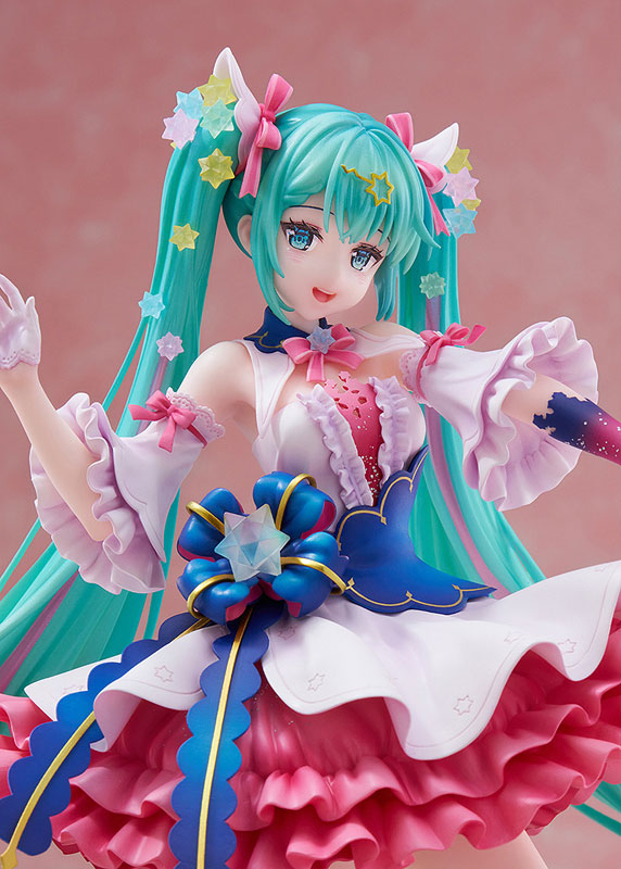 "Creators Collection Figure" Hatsune Miku Rosuuri Ver. 1/7 Complete Figure(Pre-order)