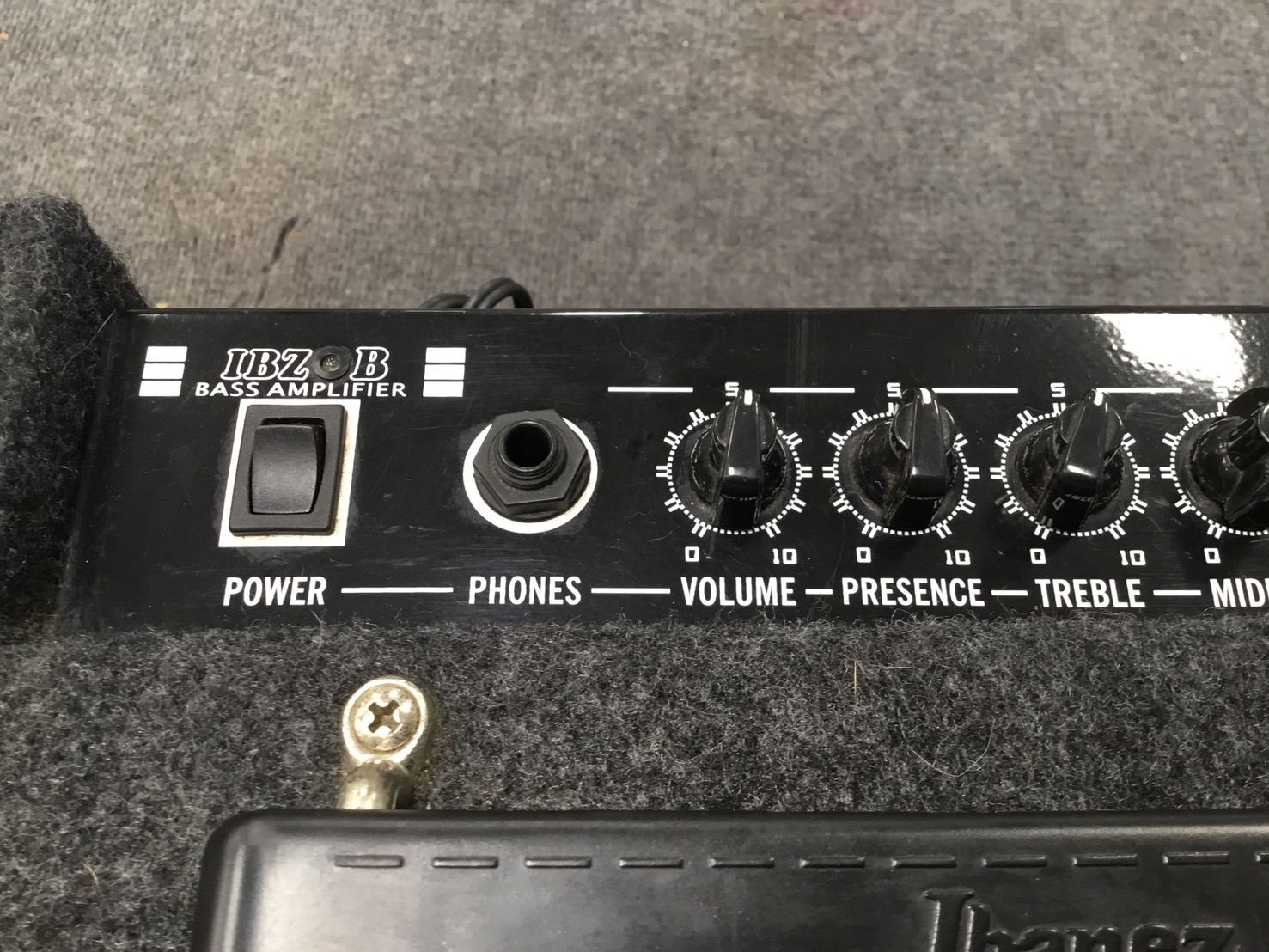 แอมป์เบส Ibanez : IBZ-B