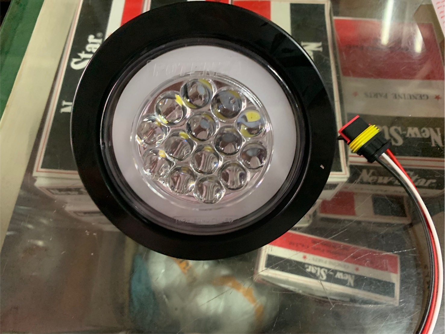 ไฟ LED 4 นิ้ว กลม ขอบยาง 12V 24V