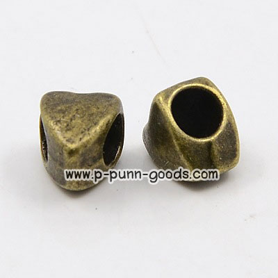 ลูกปัดหัวใจ 9x8มม. สีทองเหลืองโบราณ