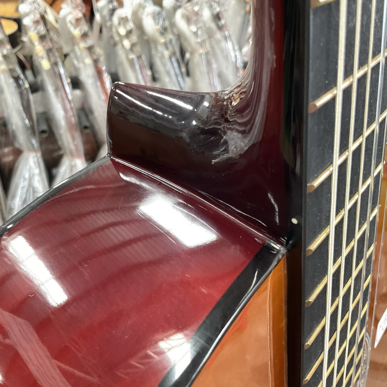 กีต้าร์คลาสสิค J & Z : JZGD3901