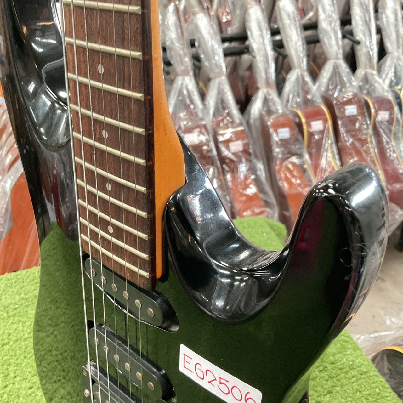 กีต้าร์ไฟฟ้า Aria Pro II