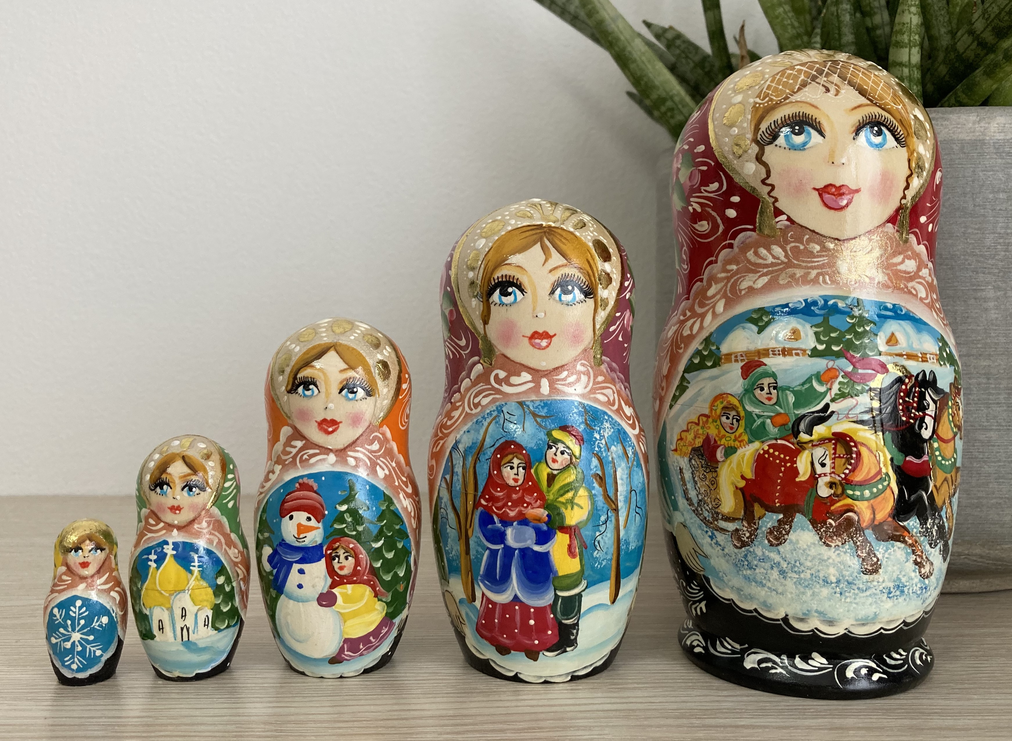 ตุ๊กตาแม่ลูกดกรัสเซีย (Matryoshka) - From Russia With Love "Colorful Winter"