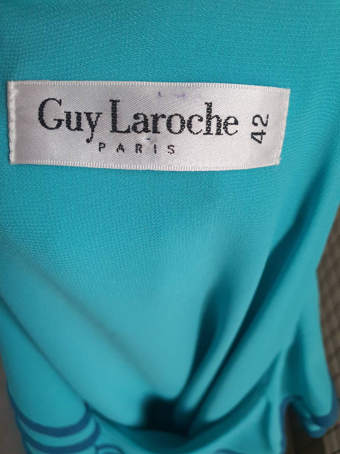 FF05547 เสือผ้าแฟชั่น ชีฟอง สีฟ้า แบรนด์ Guy Laroche