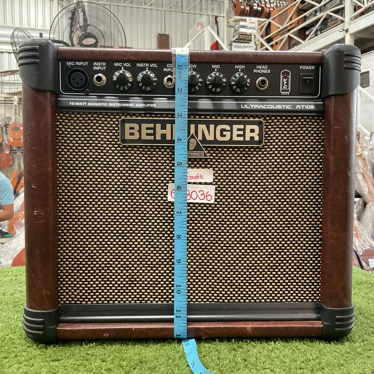 แอมป์กีต้าร์ BEHRINGER : AT108 (ULTRACOUSTIC)