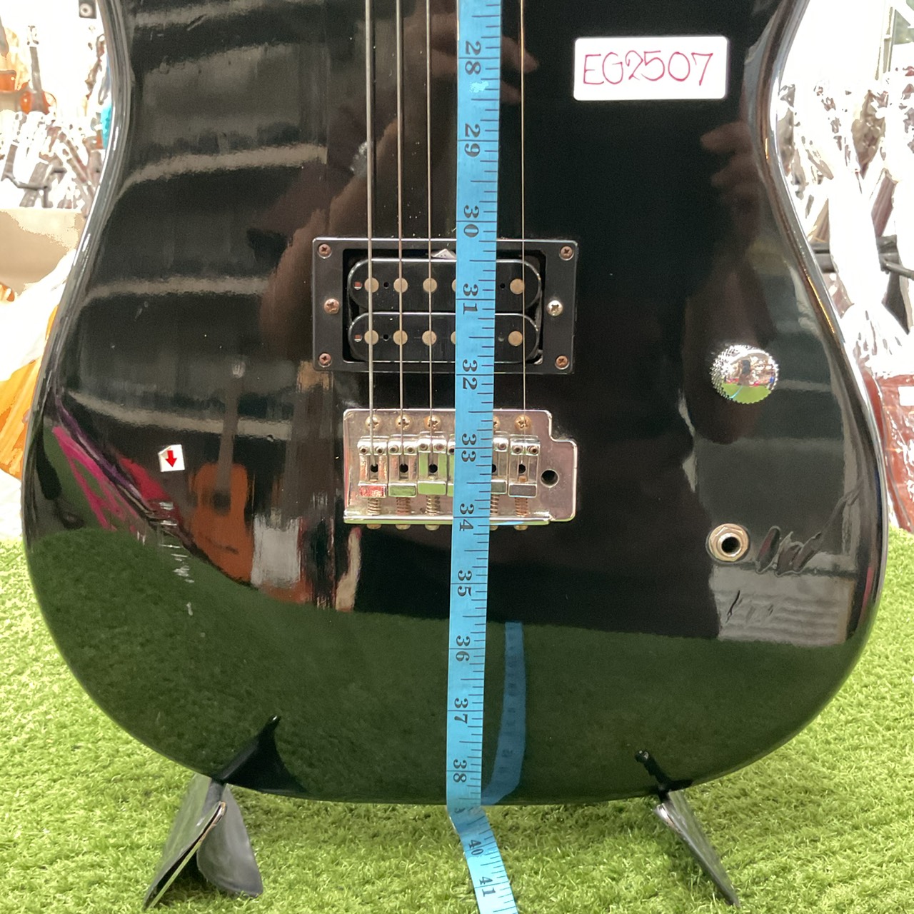 กีต้าร์ไฟฟ้า Ganion