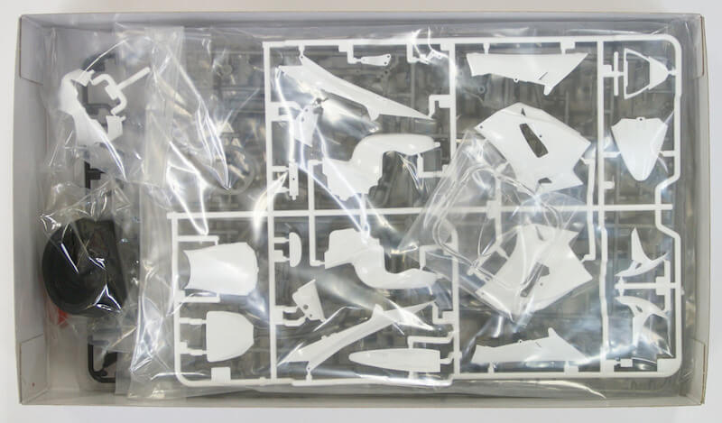 โมเดลมอเตอร์ไซด์ทามิย่า ขนาด 1/12 Tamiya TA14098 Yamaha YZR-M1'04 No.46/No.17