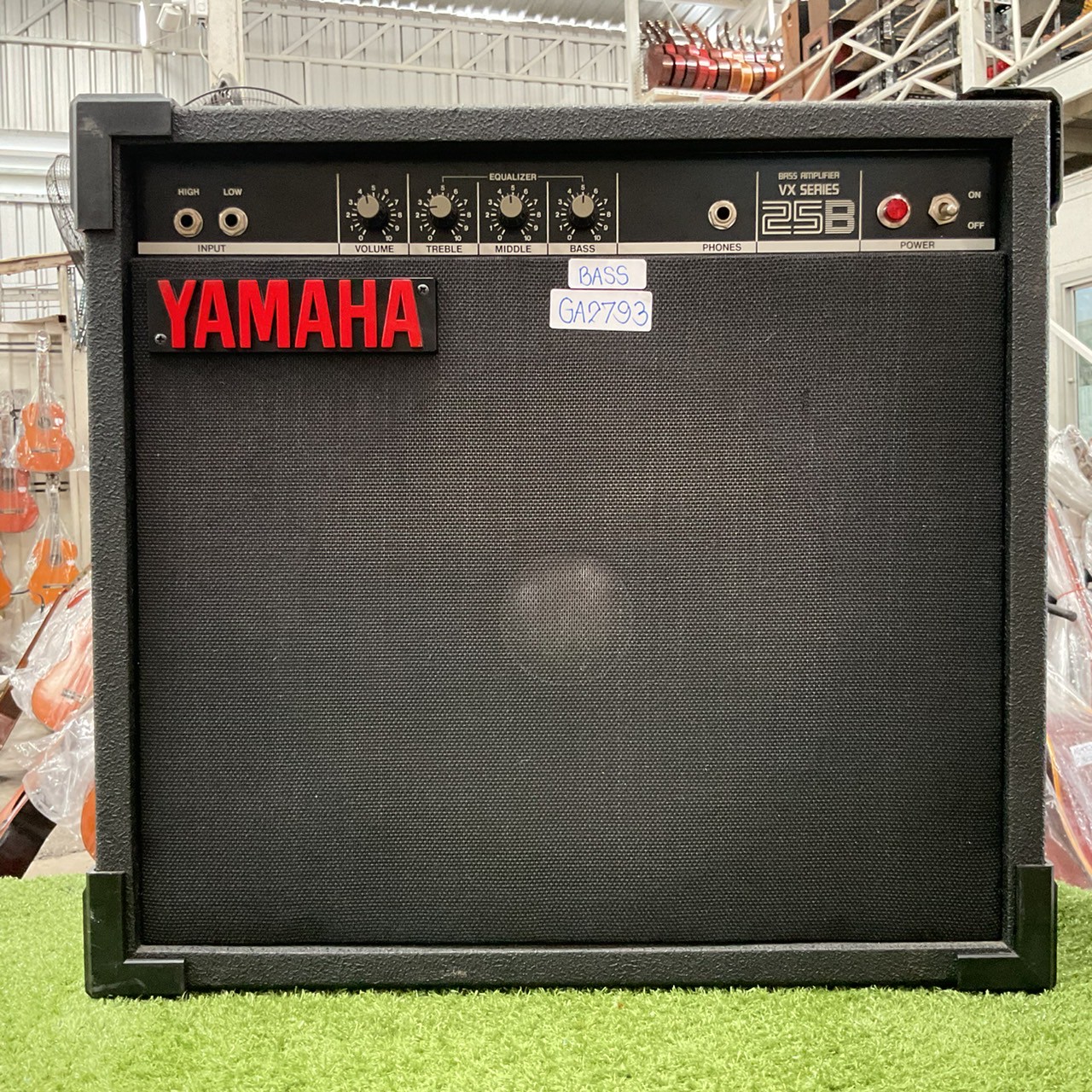 แอมป์เบส YAMAHA : VX25B