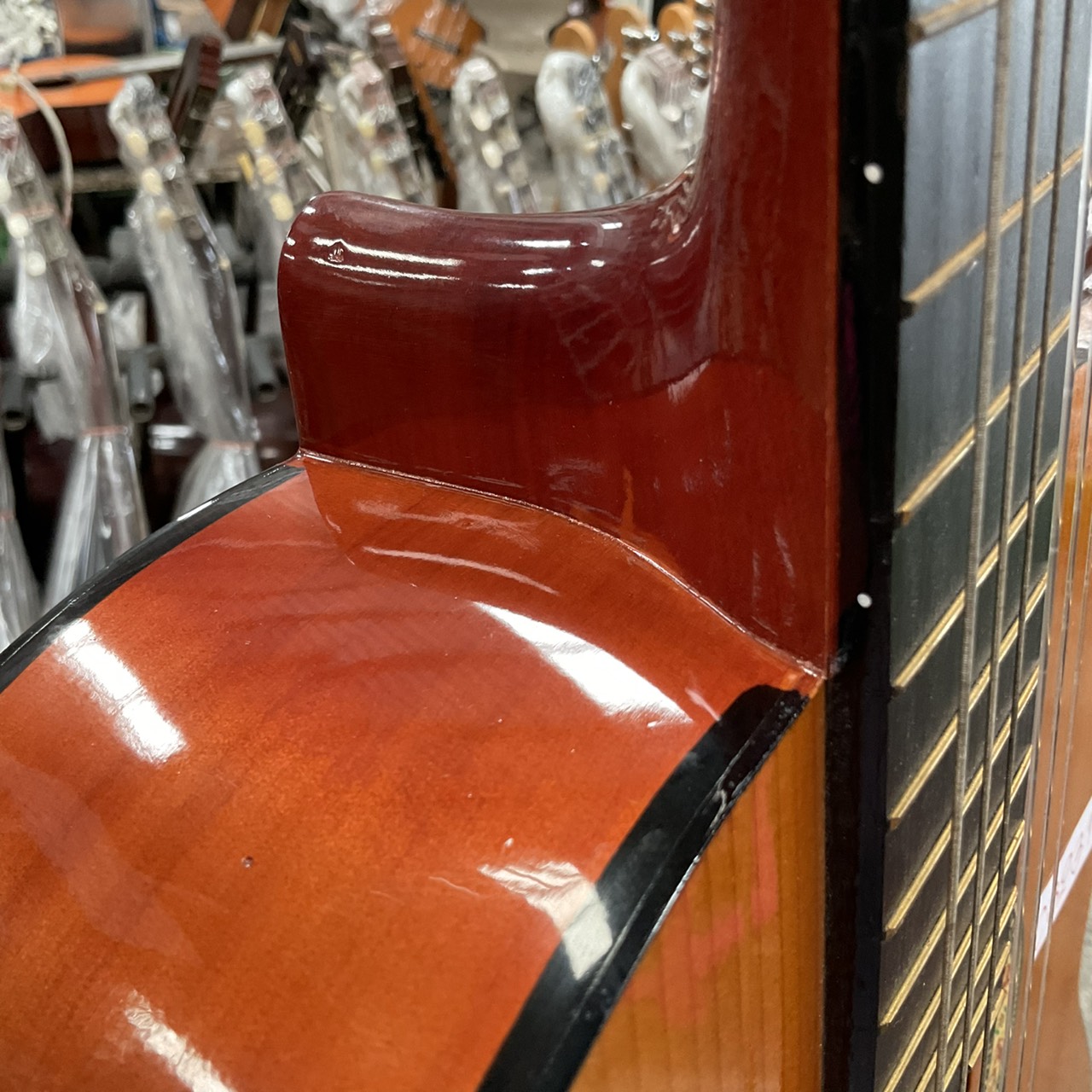 กีต้าร์คลาสสิค FUJI YAMA