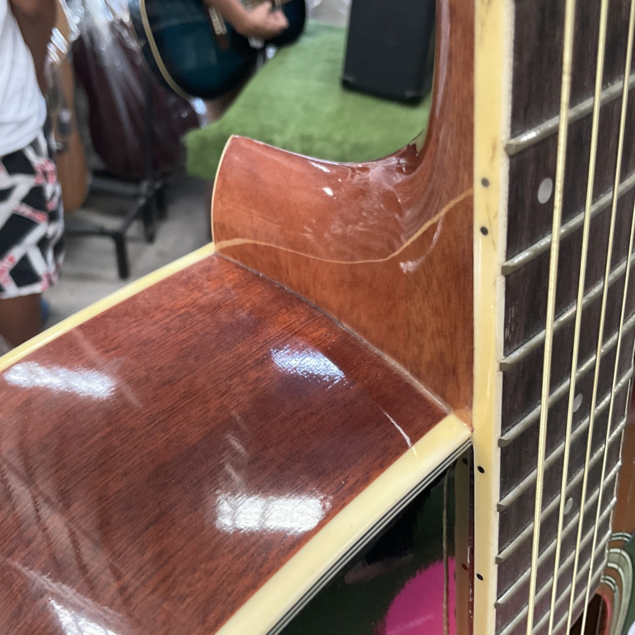 กีต้าร์โปร่ง Legend : WG-20 BS