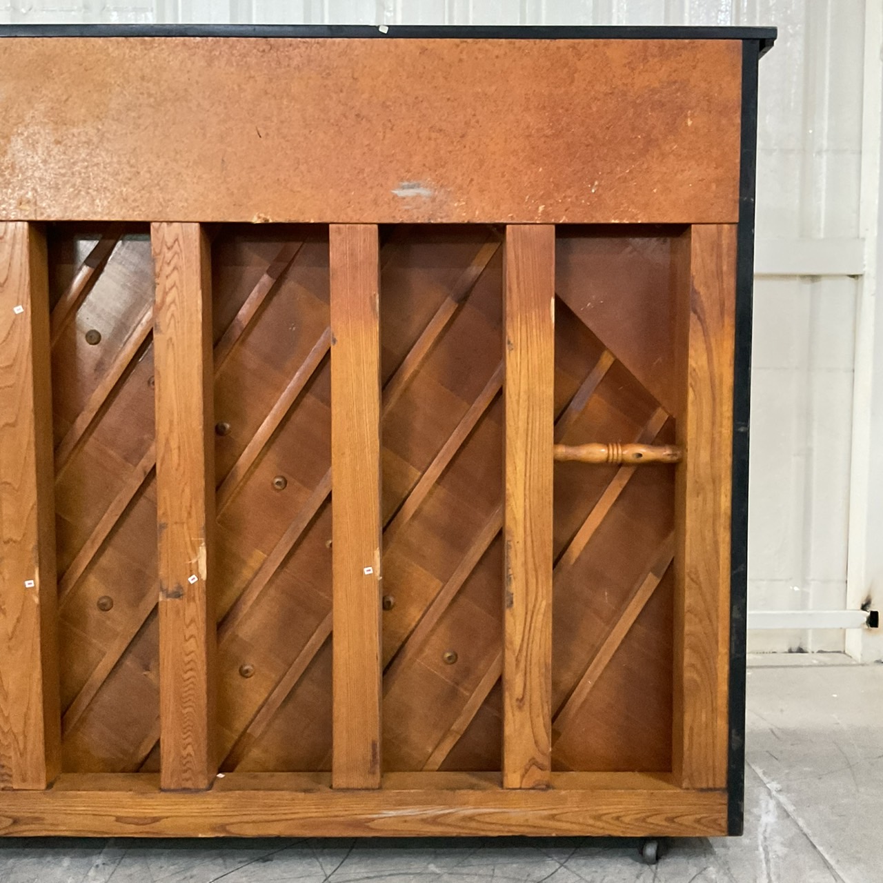 เปียโนอัพไลท์ Schweizerstein : HU-200