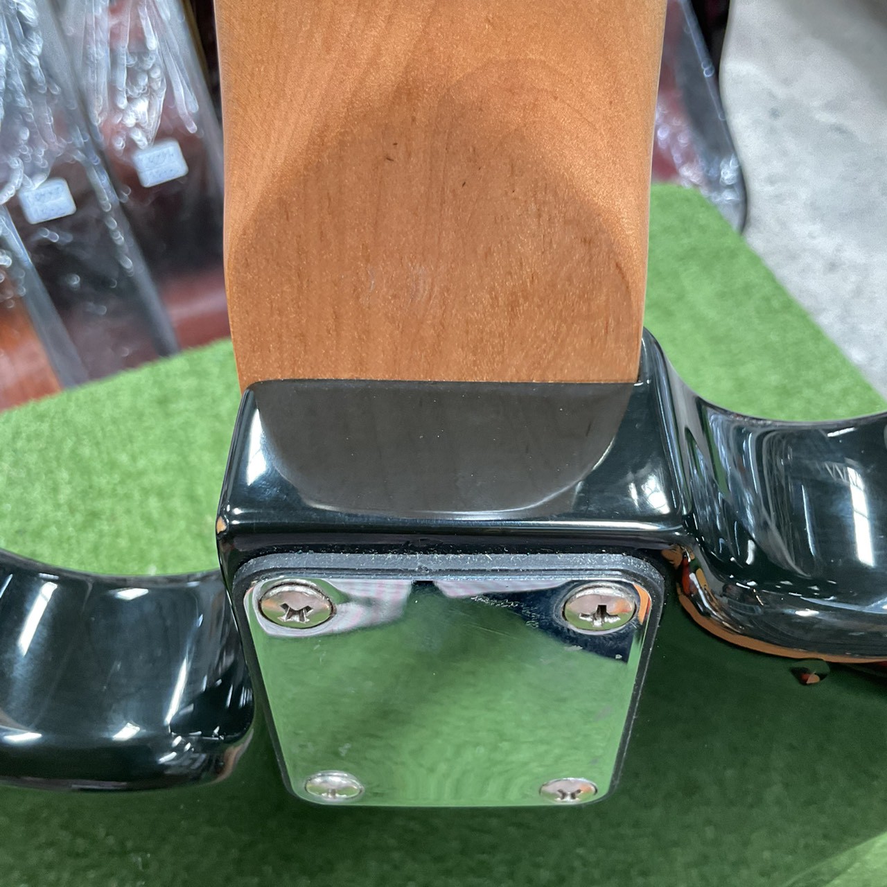 กีต้าร์ไฟฟ้า SELDER