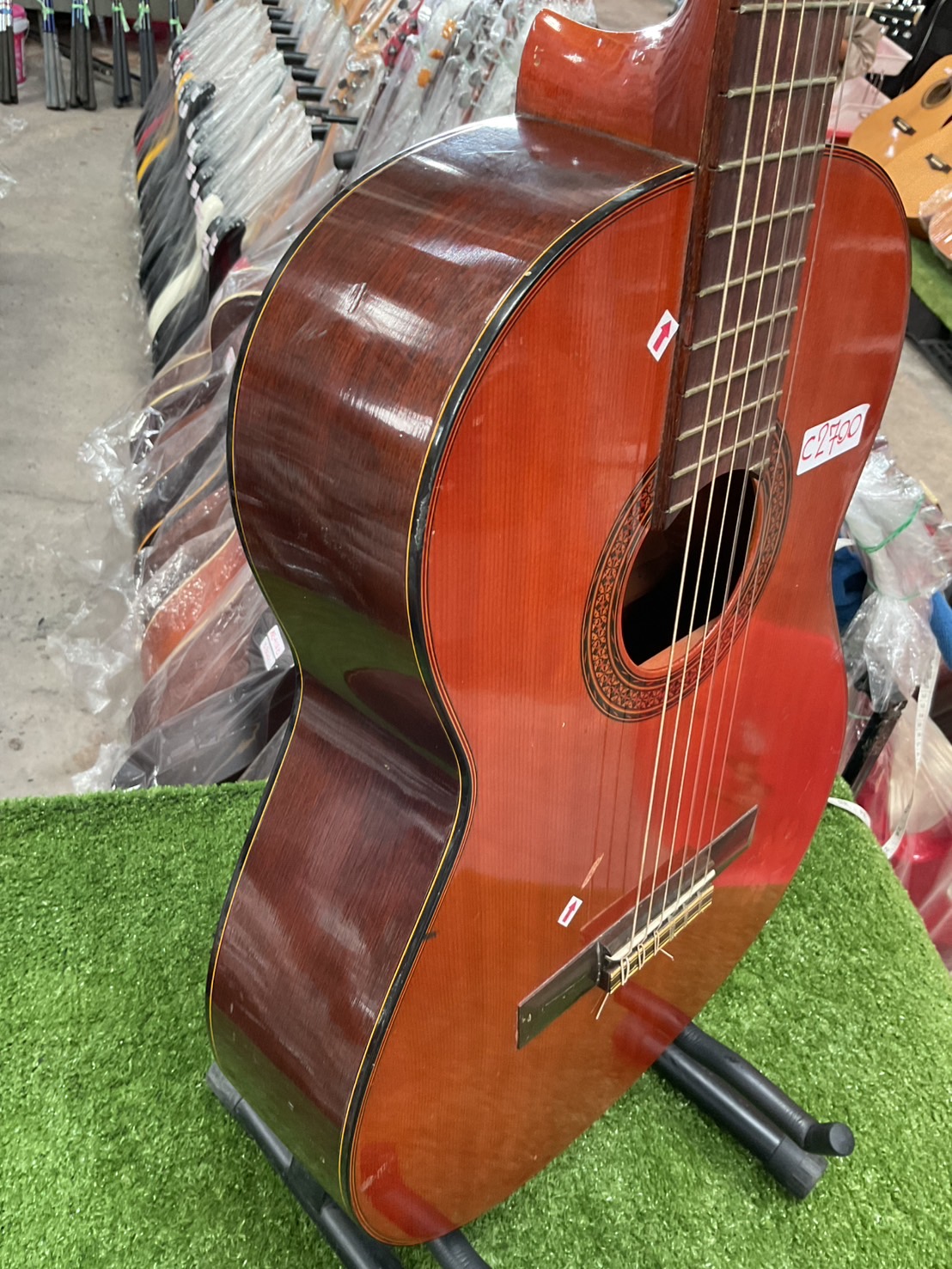 กีต้าร์คลาสสิค YAMAHA : 85D