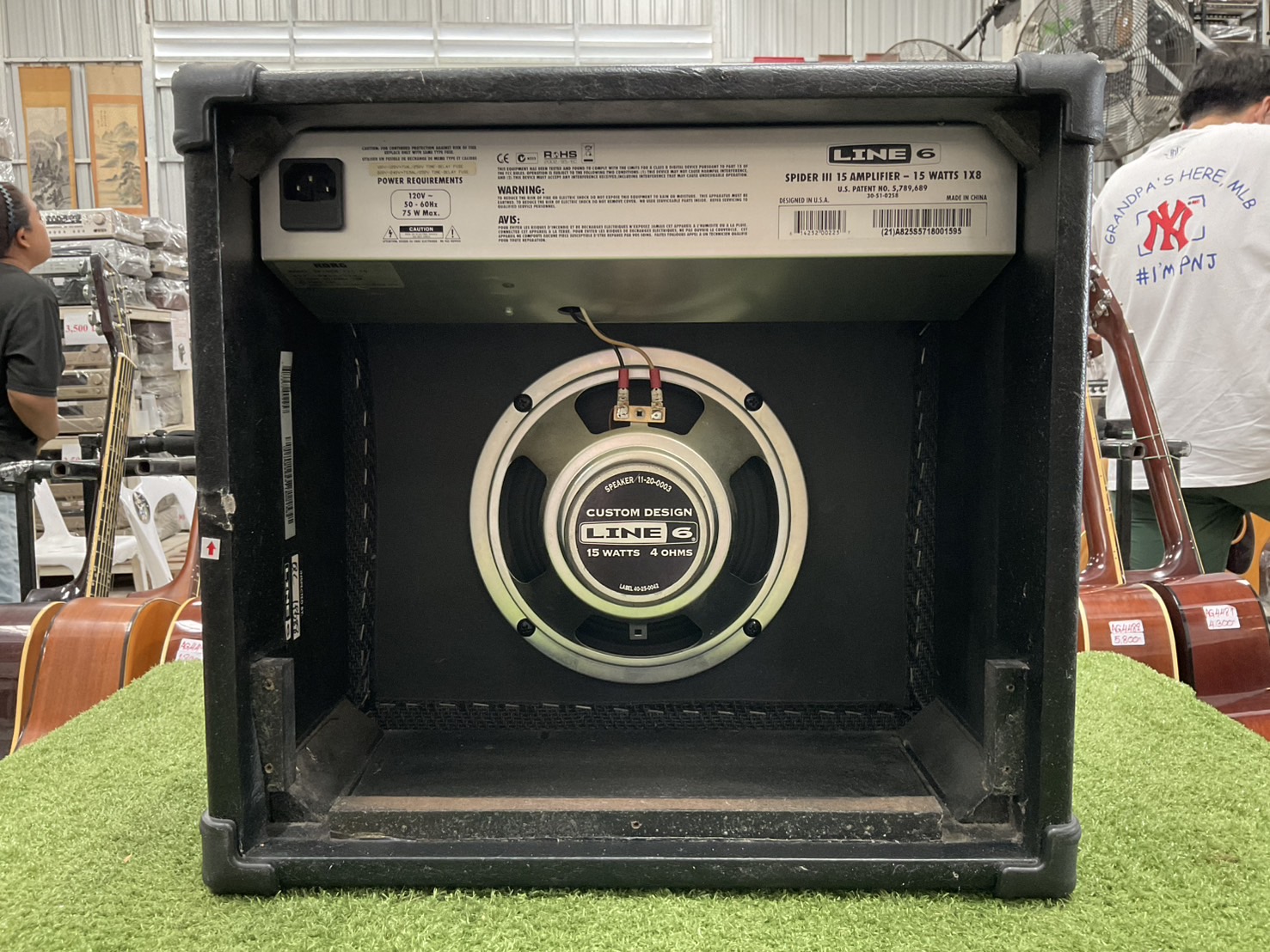 แอมป์กีต้าร์ LINE 6 : SPIDER III 15