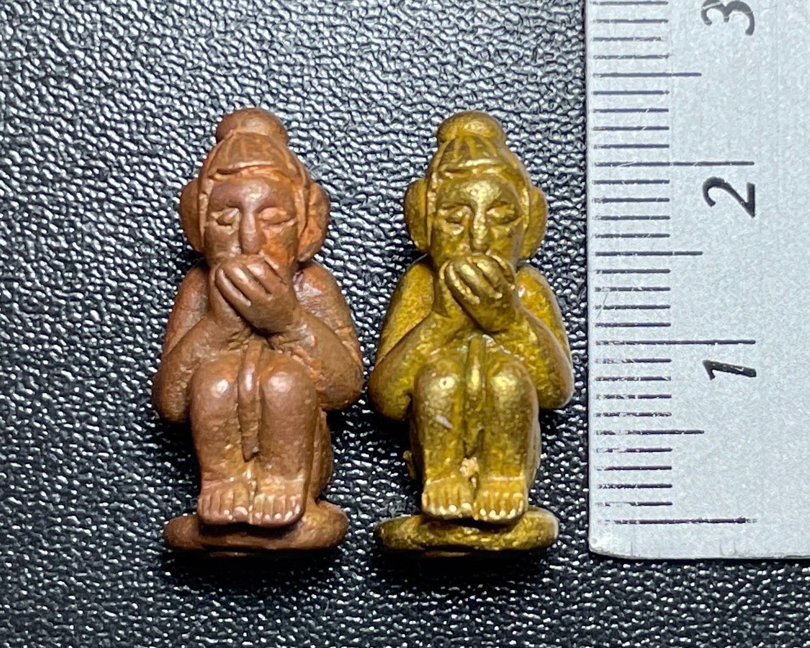 กุมารดูดรก (รุ่นไหว้ครู ๖๕, ทองดอกบวบ) Eating Placenta Kuman Thong (Serie: Wai Kru 65, Brass) SKU-02974