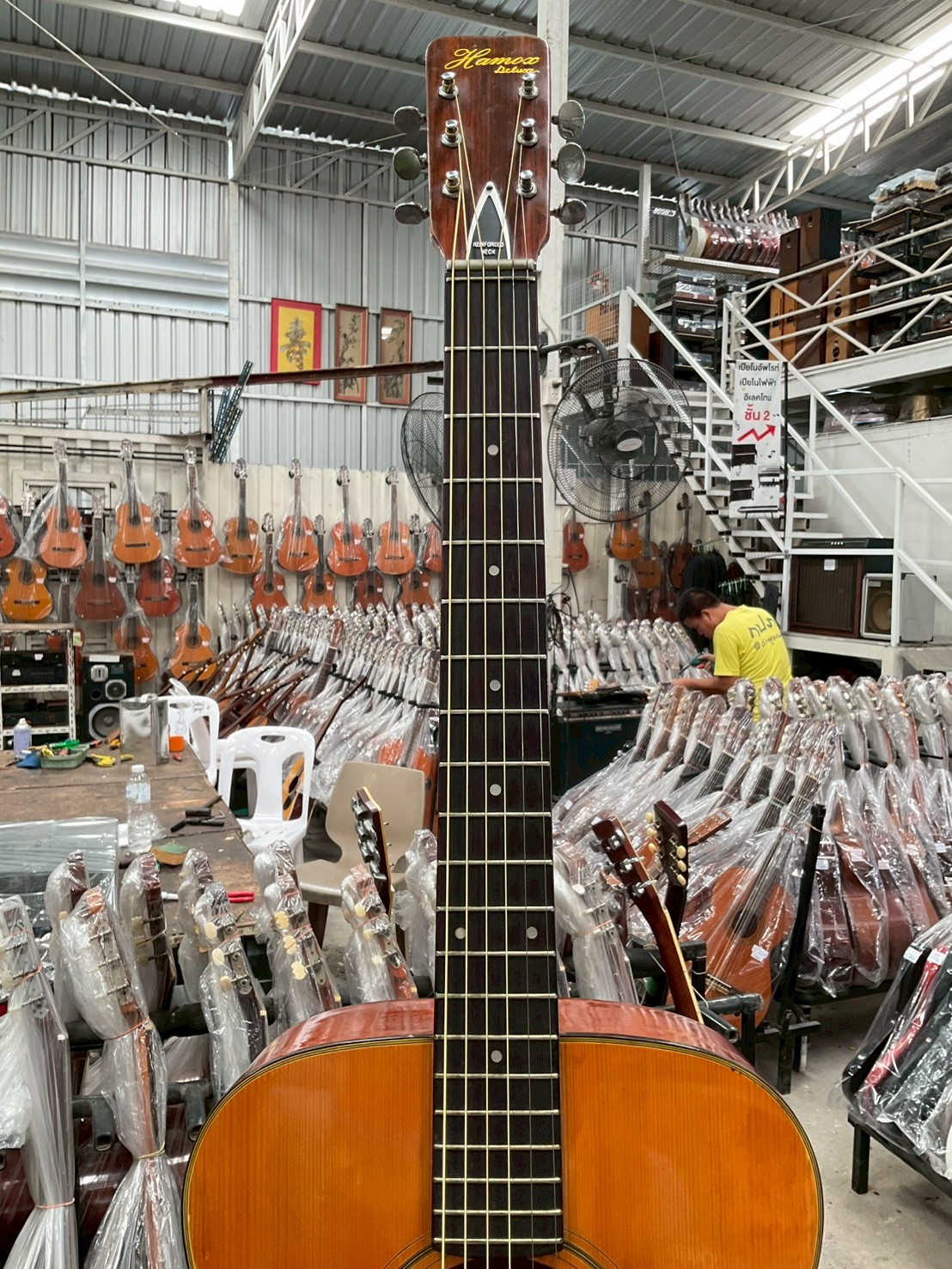 กีต้าร์โปร่ง Hamox Deluxe