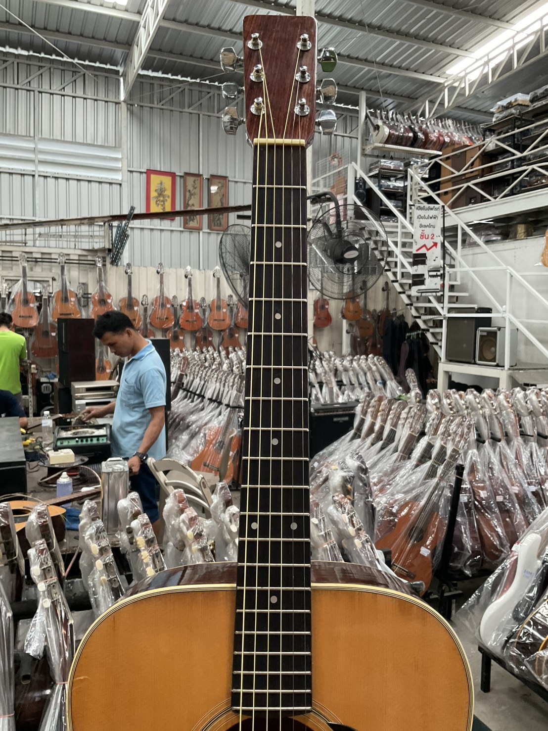 กีต้าร์โปร่ง No Brand