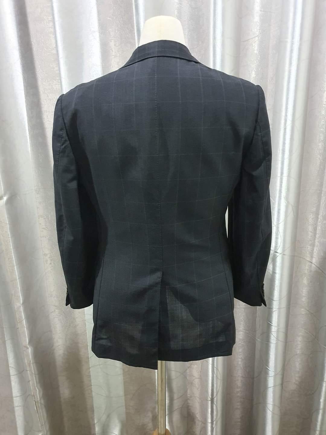 Suit0005 เสื้อสูท นำเข้า มือสอง สีเทาดำ ships อก 36 นิ้ว