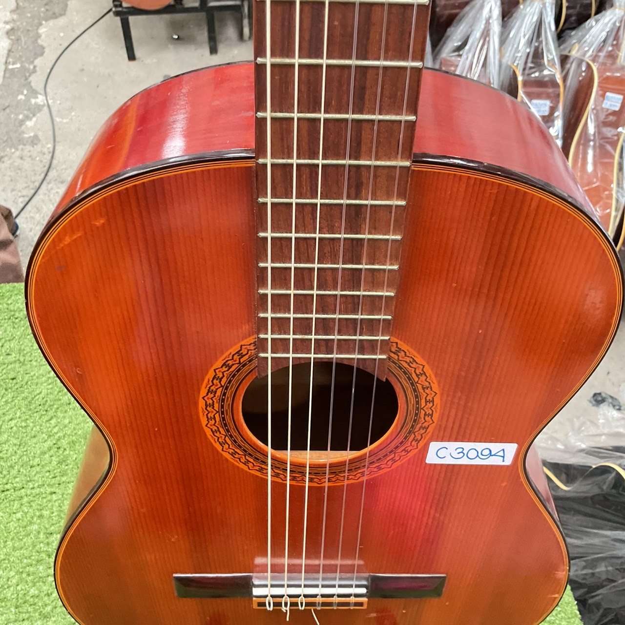 กีต้าร์คลาสสิค Abe Gut : No.510