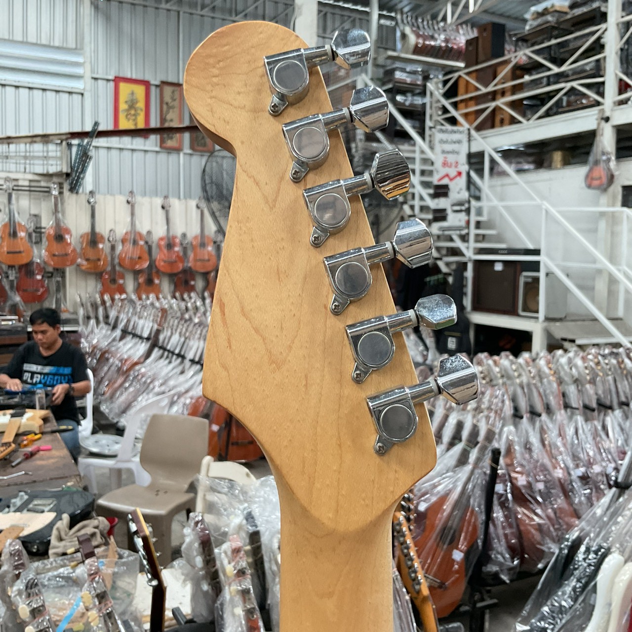 กีต้าร์ไฟฟ้า SELDER